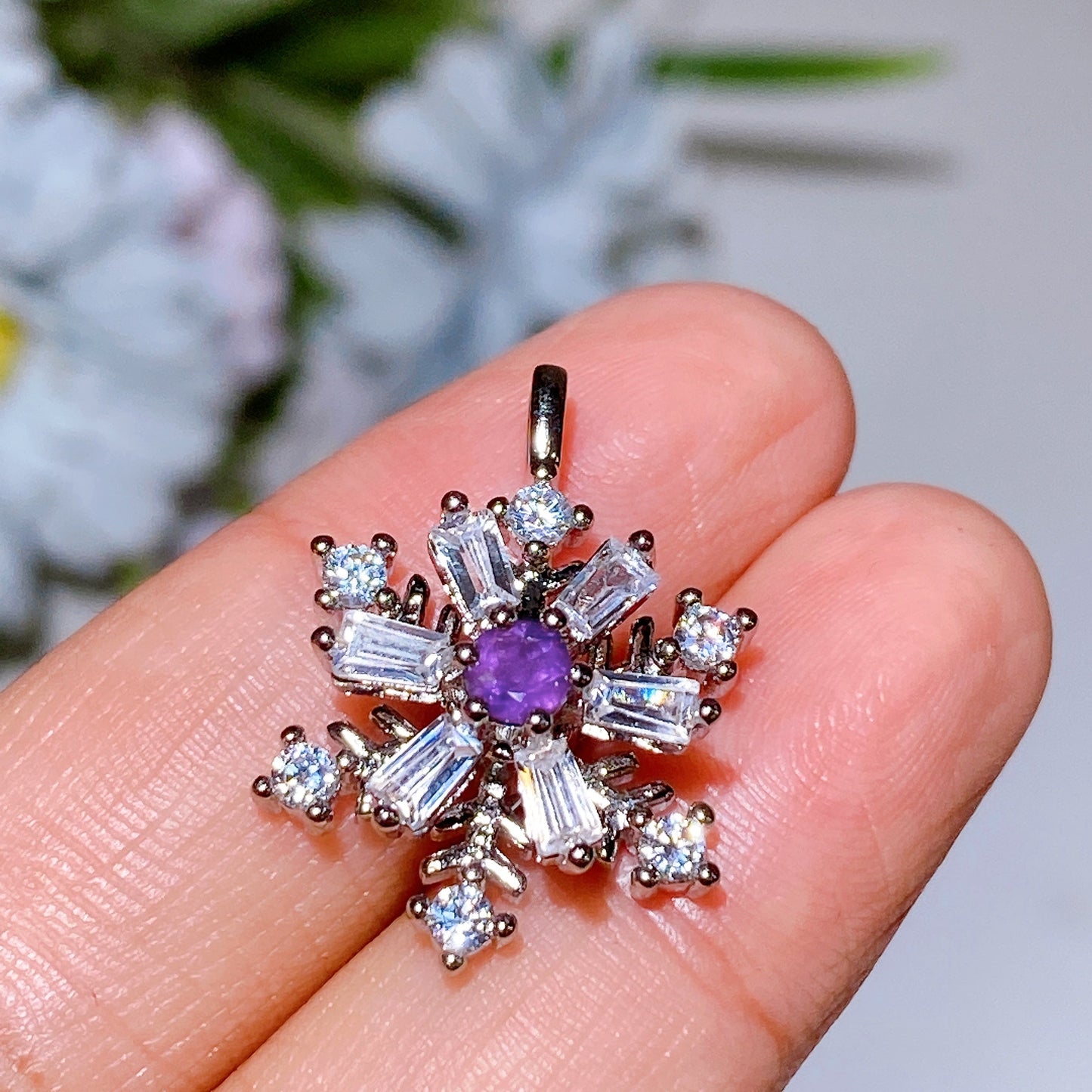 Cooper Silver Plated Spinning Snowflake Pendant Crystal Healing Bulk Wholesale