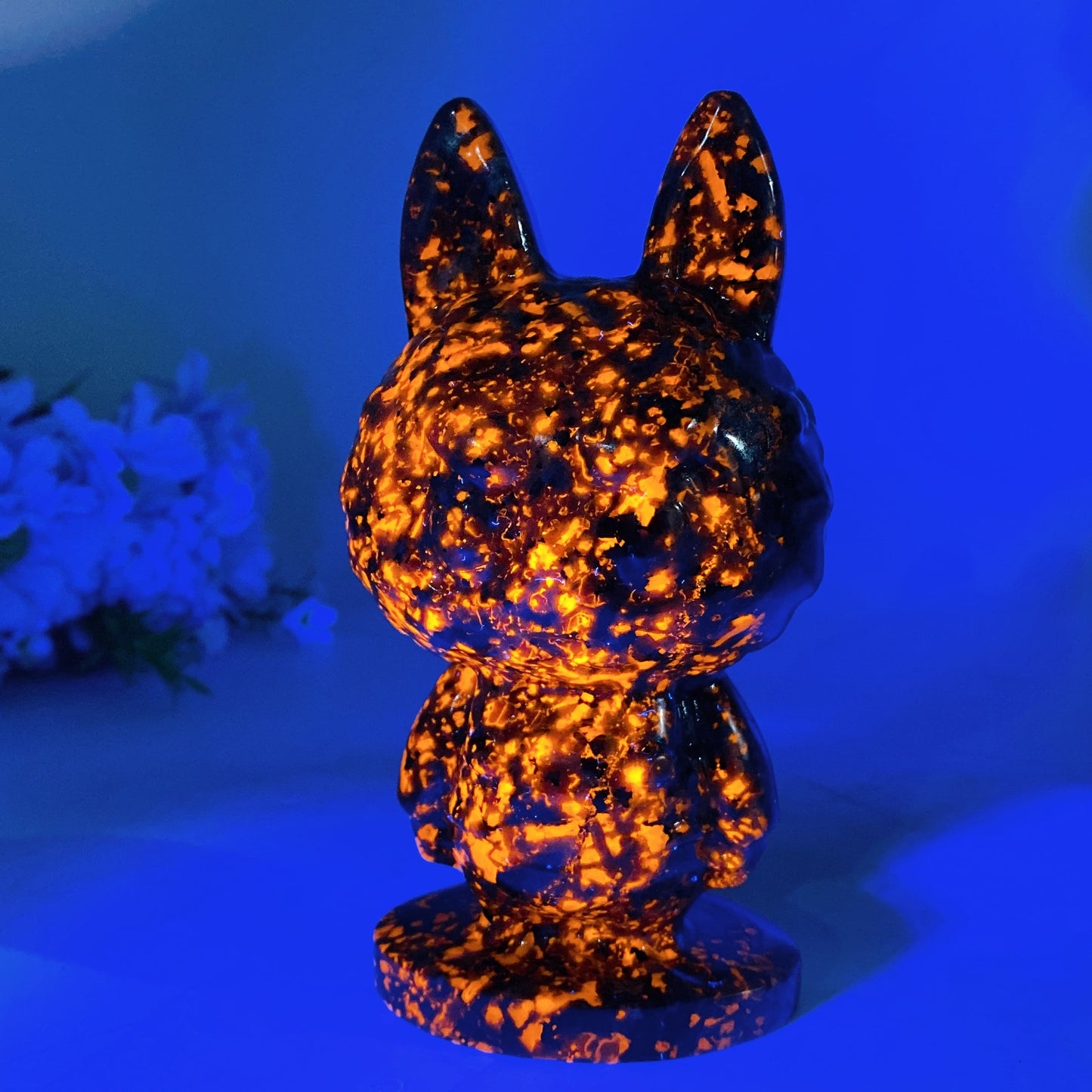 15cm UV Reactive Yooperlite Labubu Carving Crystal Healing Bulk Wholesale