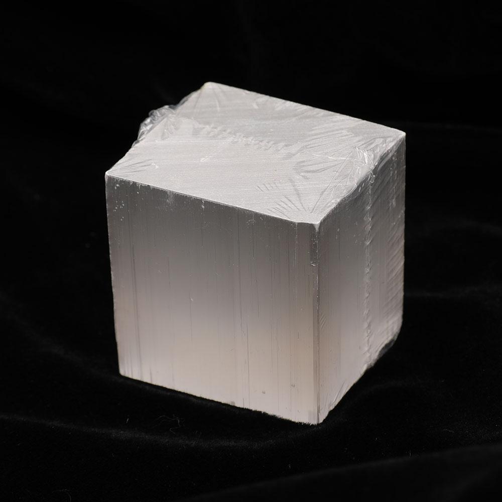 1.8" 220g/pc Selenite Cubes Wholesale Crystals USA