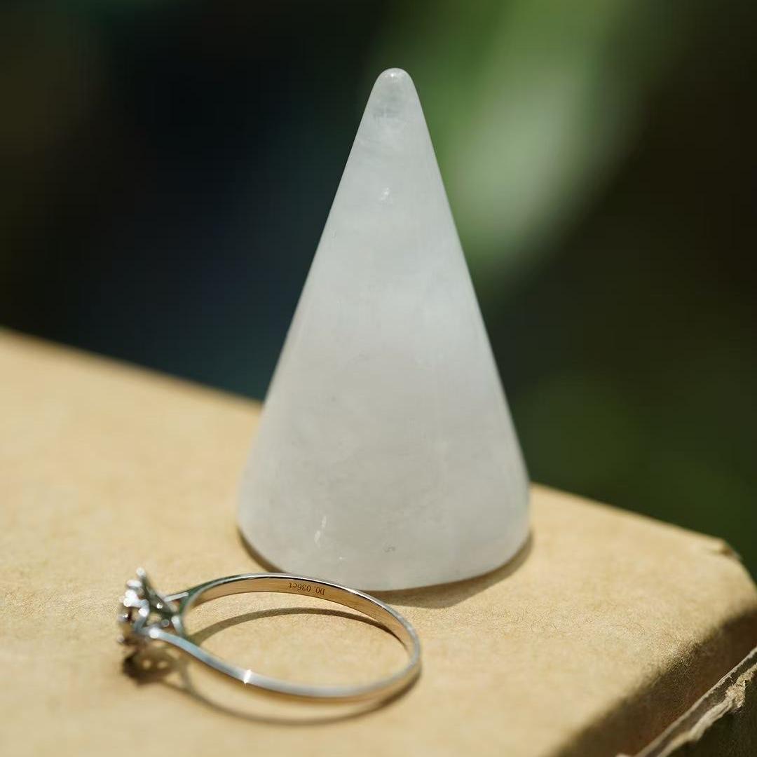 4cm Crystal Ring Holder Crystal Healing Bulk Wholesale