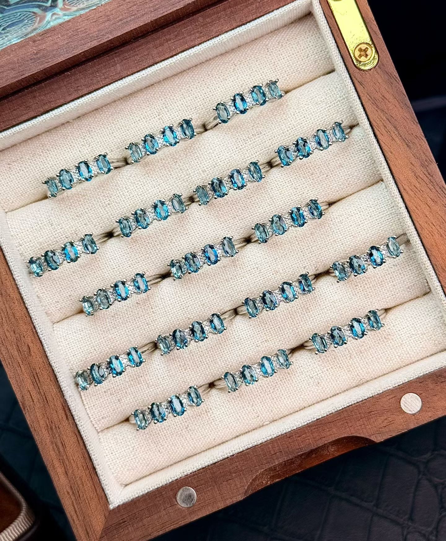 Adjustable Cooper Silver Plated Crystal Ring Crystal Healing Bulk Wholesale