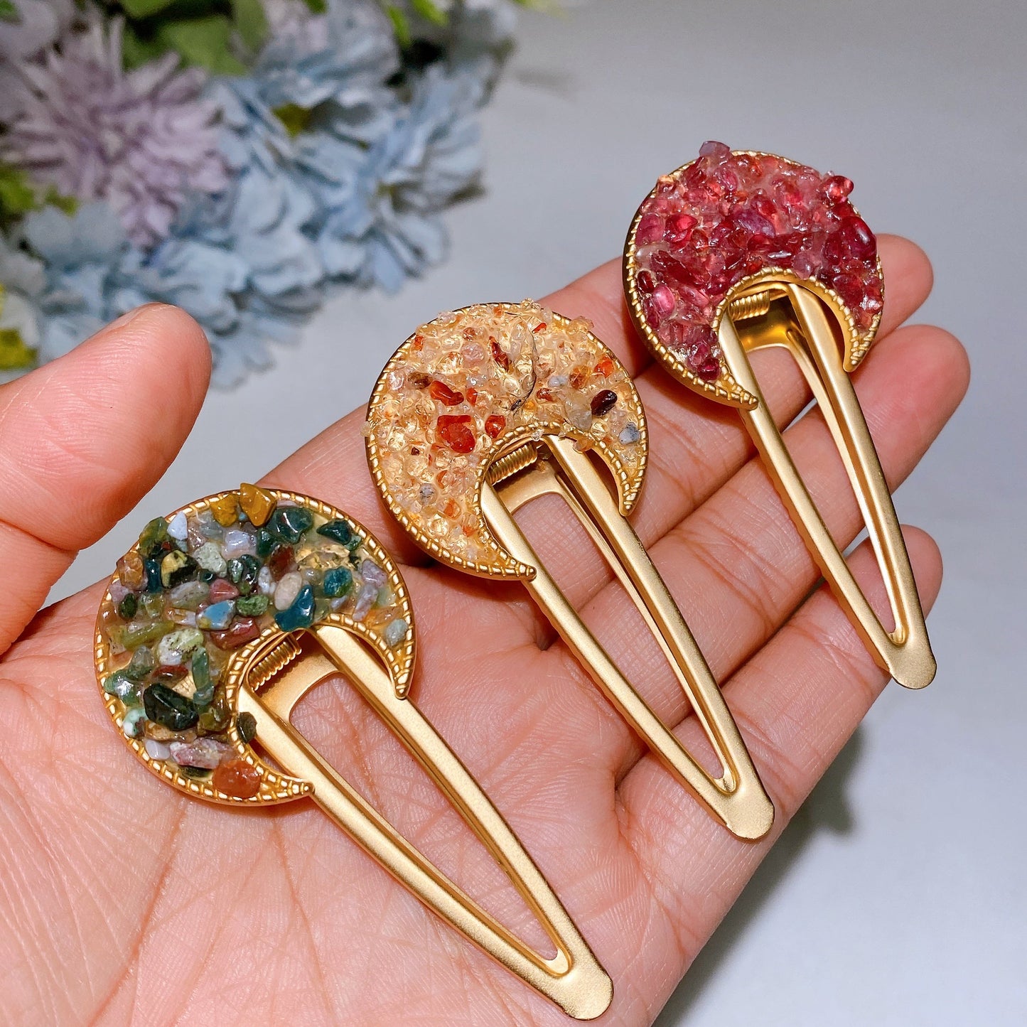 Crystal Chips Round Moon Star Heart Shape Hairpin Crystal Healing Bulk Wholesale