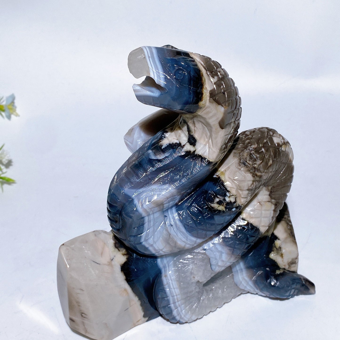 16cm Large Uniqu UV Reactive Volcanic Agate Snake Carving Crystal Healing Bulk Wholesale