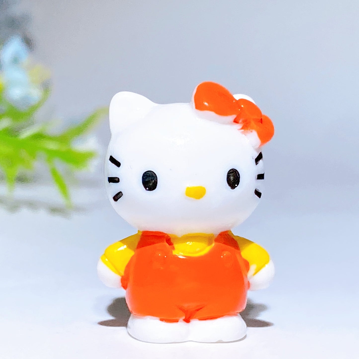 30mm Mini Resin Hello Kitty Carving Crystal Healing Bulk Wholesale