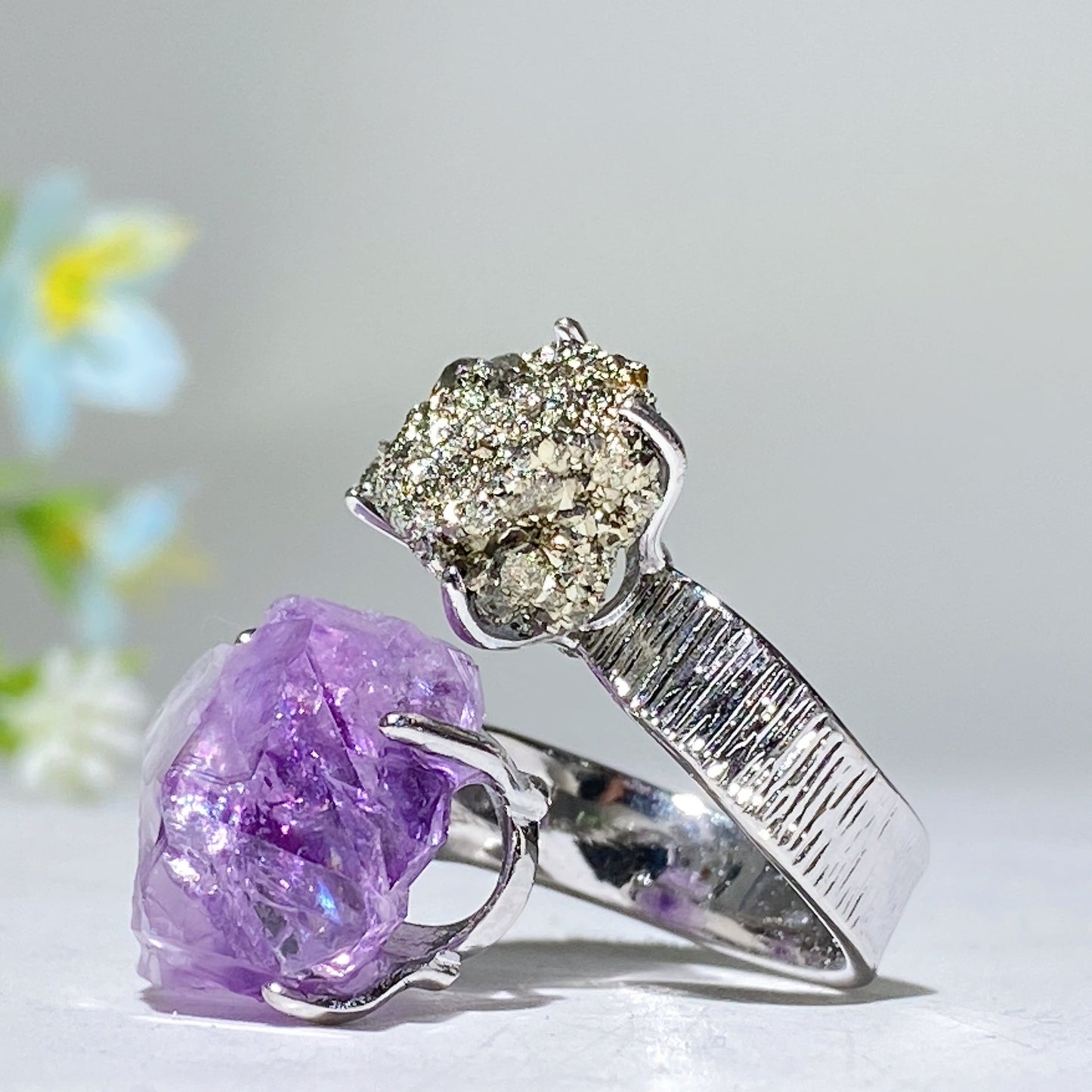 Adjustable Double Crystal Raw Stone Ring Crystal Healing Bulk Wholesale