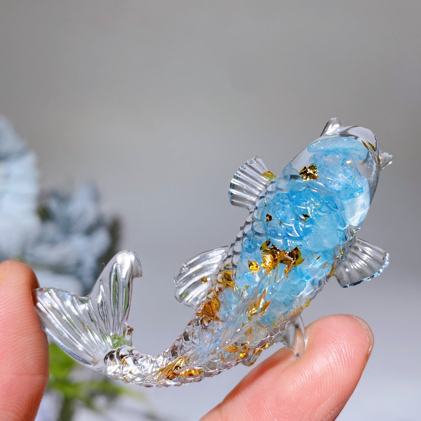 Resin Fish Infused Crystal Chips Carving Crystal Healing Bulk Wholesale
