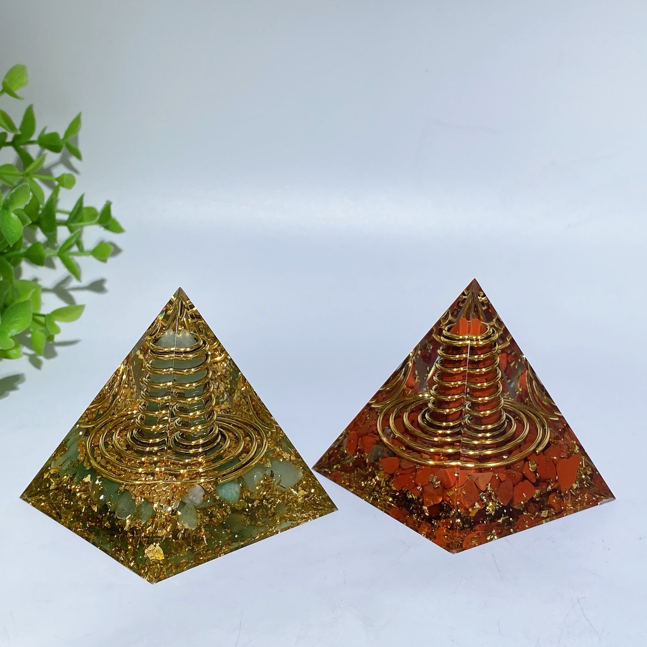 6cm Crystal Chips Resin Orgone Pyramid Carving Crystal Healing Bulk W ...
