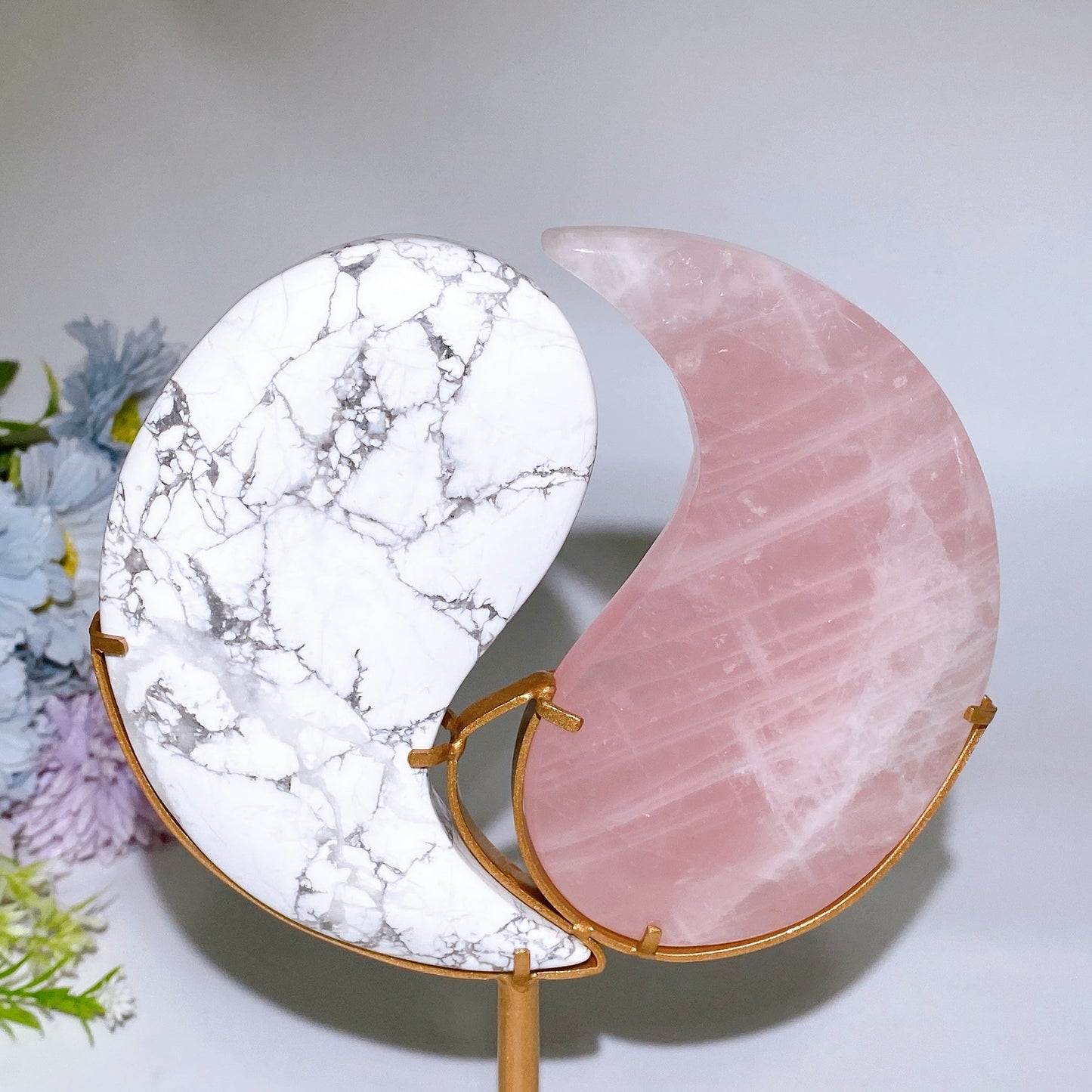 Crystal Taiji Carving with Stand Free Form Crystal Healing Bulk Wholesale