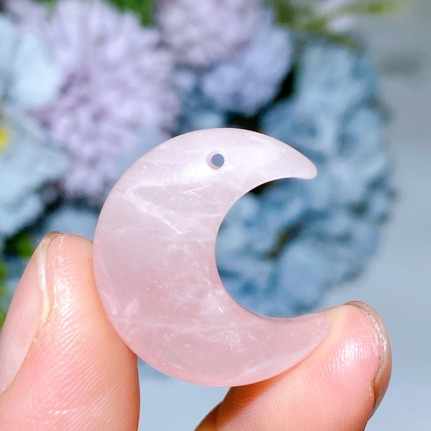 25mm Crystal Driled Moon Pendant Crystal Healing Bulk Wholesale