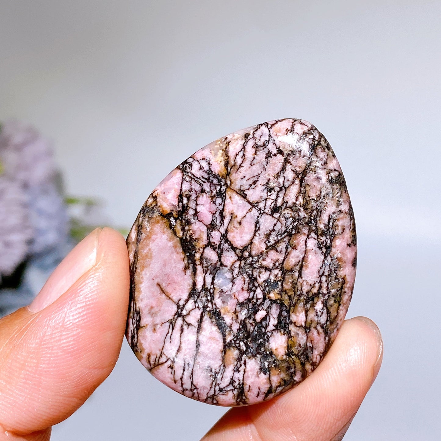 1.8" Crystal Water-drop Shape Worry Stone Crystal Healing Bulk Wholesale