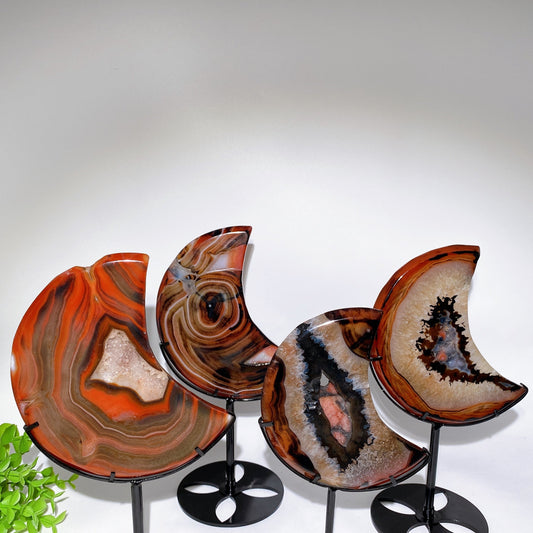 Druzy  Sardonyx Moon Carving with Stand Crystal Healing Bulk Wholesale