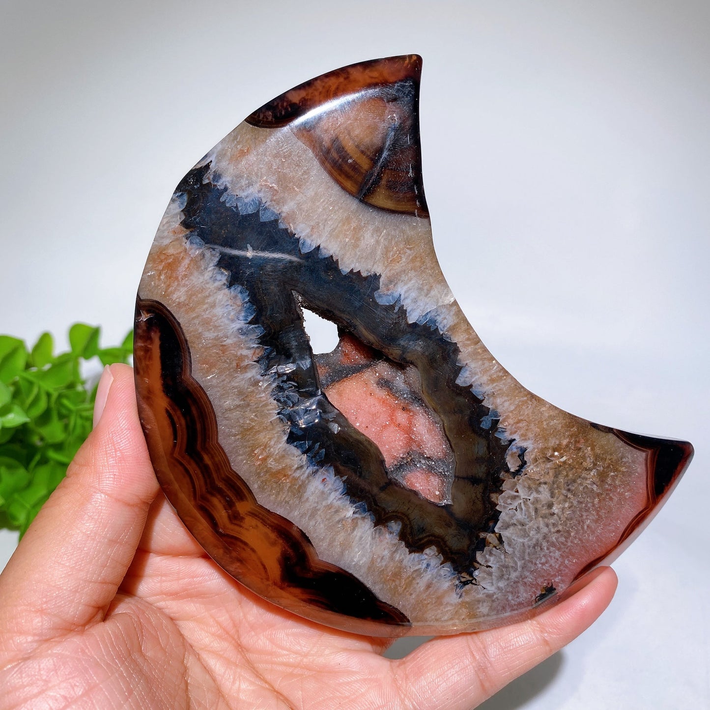 Druzy  Sardonyx Moon Carving with Stand Crystal Healing Bulk Wholesale