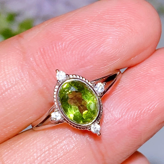 Sterling Silver Peridot Crystal Healing Bulk Wholesale