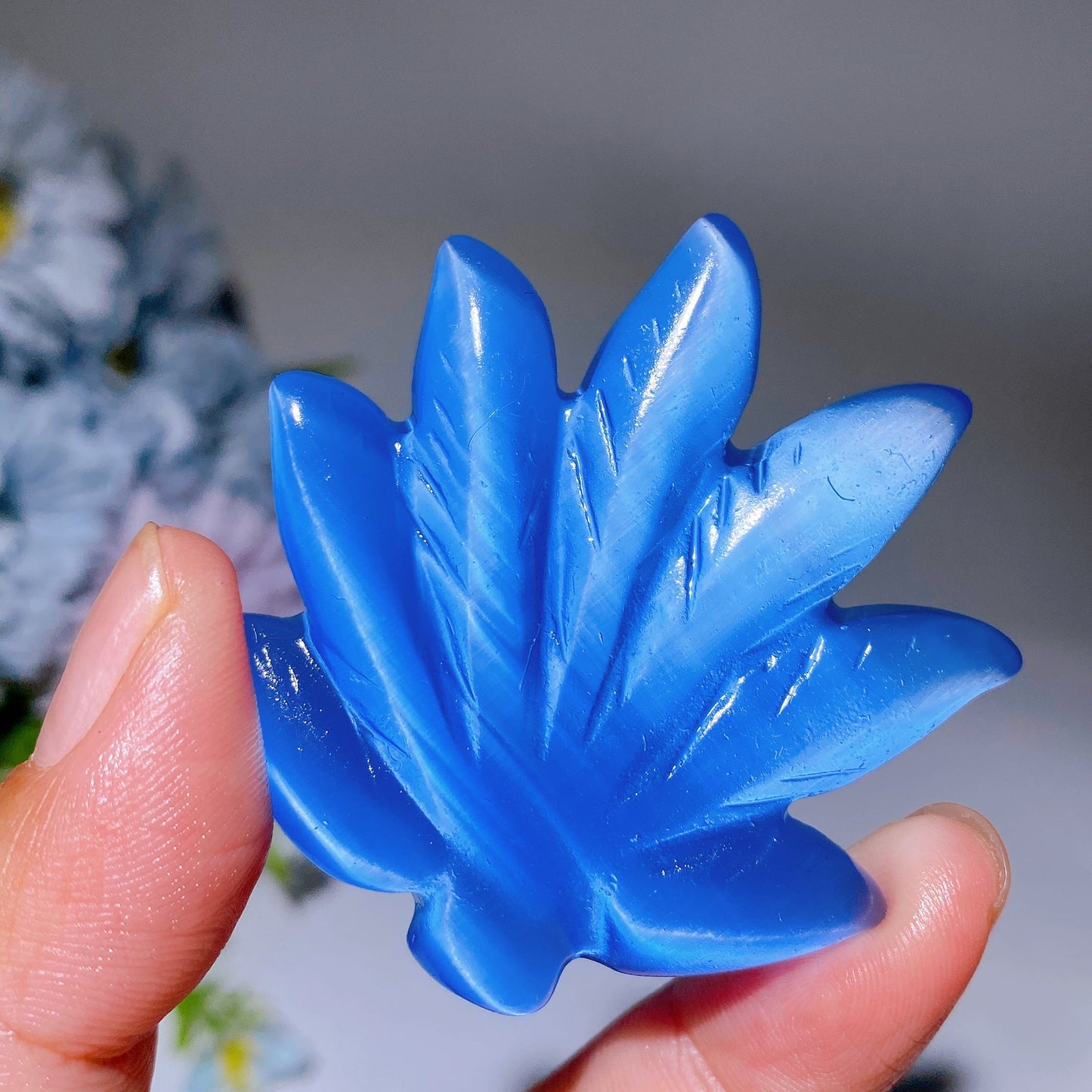 1.8"-2.0" Crystal Maple Leaf Carving Crystal Healing Bulk Wholesale