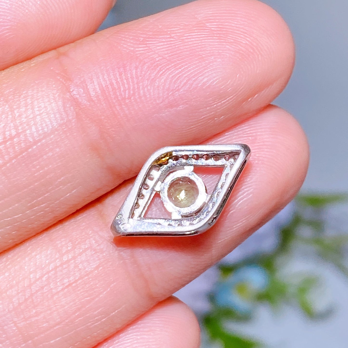 Unique Sterling Silver Crystal Pendant Crystal Healing Bulk Wholesale