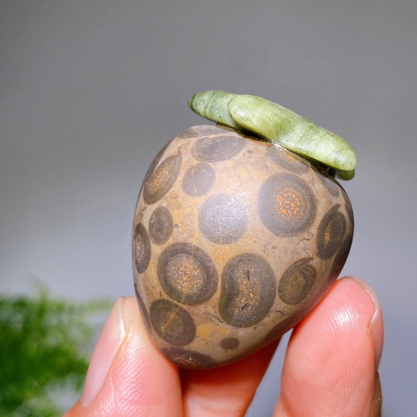1.6" Crystal Fruit Cherry Tomato Carving Crystal Healing Bulk Wholesale