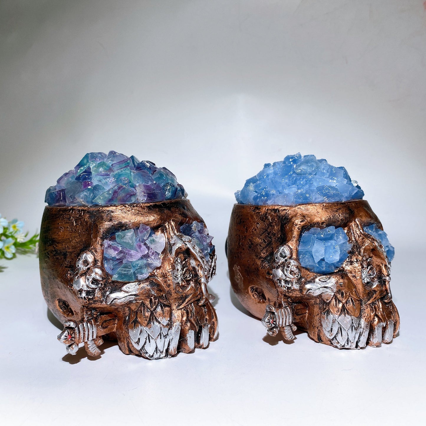 Fluorite Celestite Raw Chips Resin Skull Lamp with USB Crystal Healing Bulk Wholesale