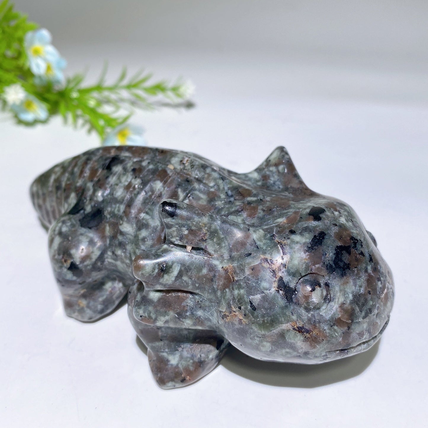 5.6" UV Reactive Yooperlite Salamander Carving Crystal Healing Bulk Wholesale