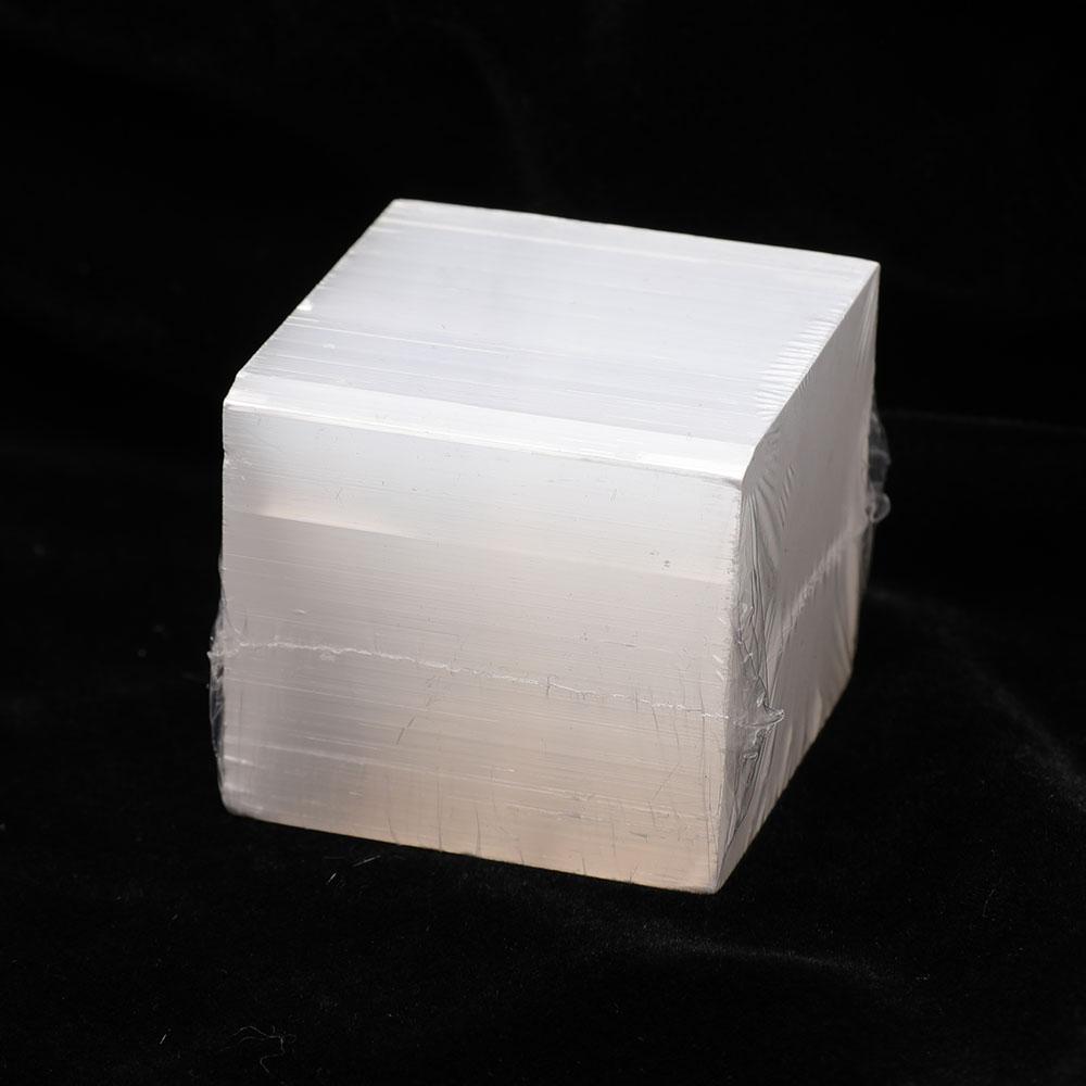 1.8"  220g/pc Selenite Cubes Wholesale Crystals USA