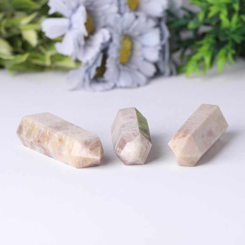 Wholesale Natural Flasing Peach Moonstone Points Wholesale Crystals USA